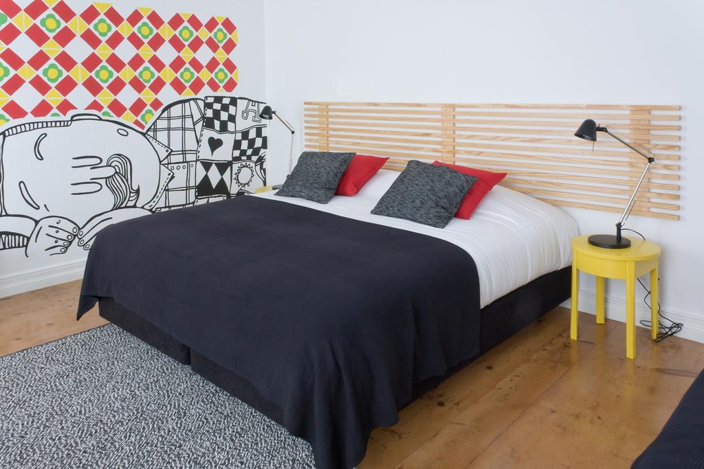 Azorean Urban Lodge Πόντα Ντελγκάντα Δωμάτιο φωτογραφία